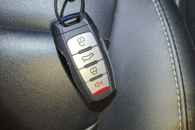 Used Haval M6 2021 PLUS 1.5T DCT Luxury Smart Connectivity Model Vehicle Key
