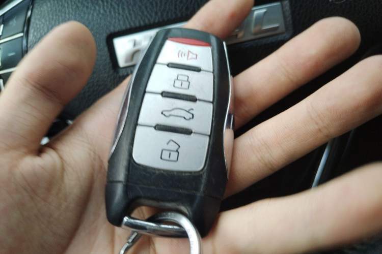 Used Haval M6 2021 PLUS 1.5T Manual Luxury Smart Connectivity Model Vehicle Key