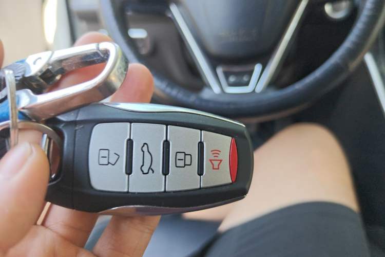 Used Haval M6 2021 PLUS 1.5T Manual Elite Smart Connectivity Model Vehicle Key