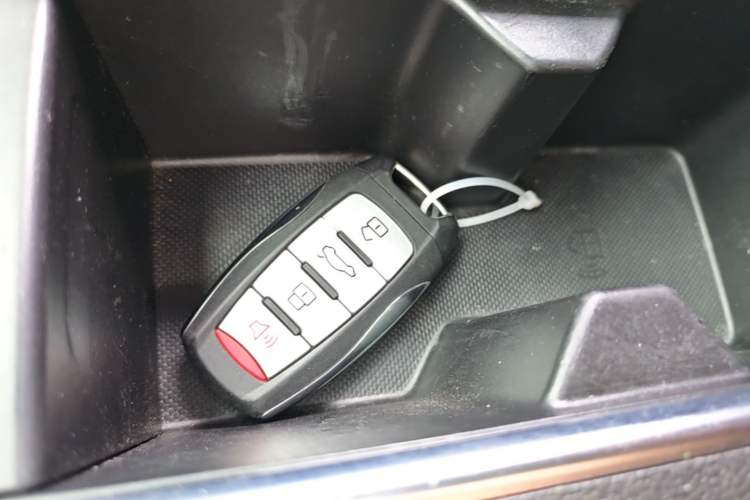 Used Haval M6 2021 PLUS 1.5T Manual Elite Smart Connectivity Model Vehicle Key