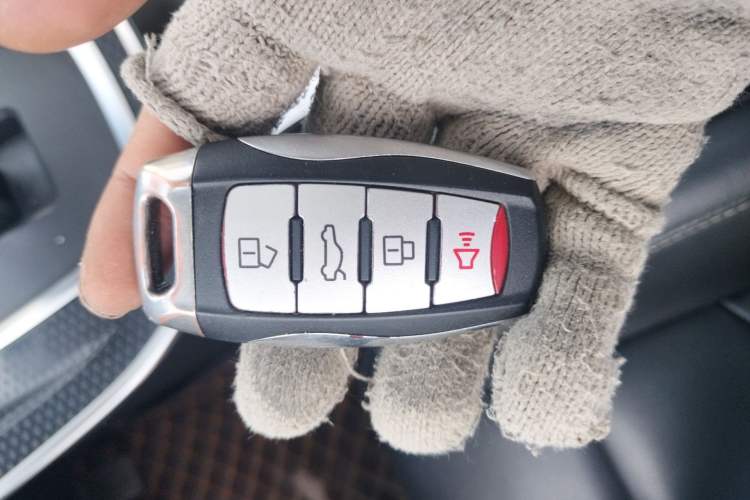 Used Haval M6 2021 PLUS 1.5T DCT Luxury Smart Connectivity Model Vehicle Key