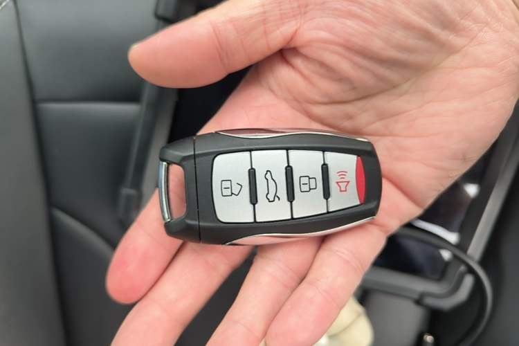 Used Haval M6 2021 PLUS 1.5T DCT Luxury Smart Connectivity Model Vehicle Key
