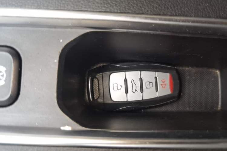 Used Haval M6 2021 PLUS 1.5T Manual Elite Smart Connectivity Model Vehicle Key