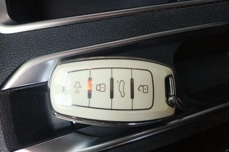 Used Haval M6 2021 PLUS 1.5T DCT Luxury Smart Connectivity Model Vehicle Key