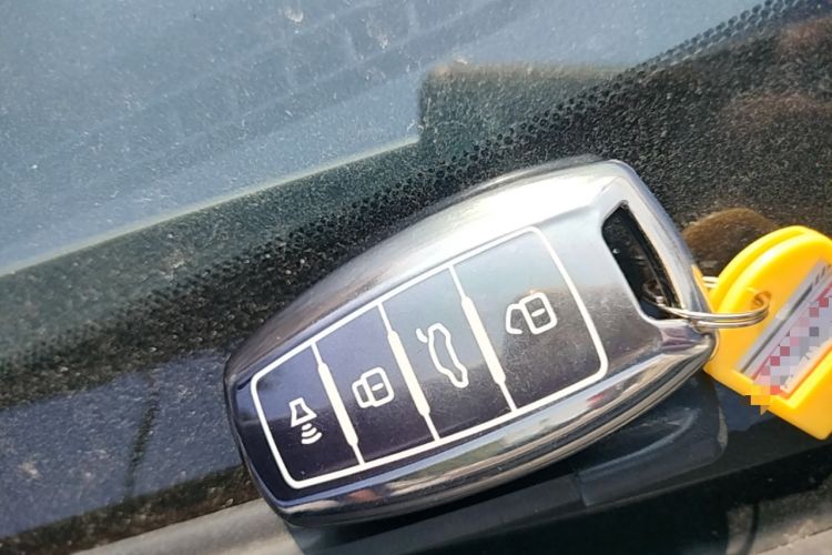 Used Haval M6 2021 PLUS 1.5T Manual Luxury Smart Connectivity Model Vehicle Key