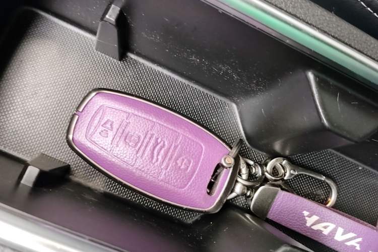 Used Haval M6 2021 PLUS 1.5T Manual Luxury Smart Connectivity Model Vehicle Key