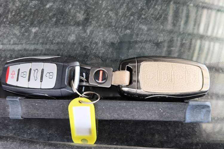 Used Haval M6 2021 PLUS 1.5T Manual Luxury Smart Connectivity Model Vehicle Key