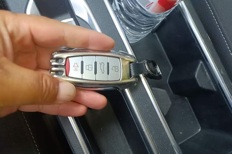 Used Haval M6 2021 PLUS 1.5T Manual Elite Smart Connectivity Model Vehicle Key