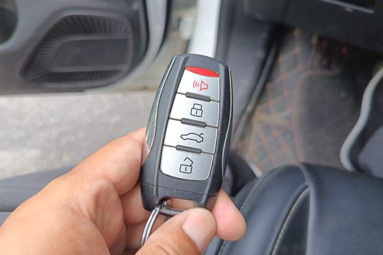Used Haval M6 2021 PLUS 1.5T DCT Luxury Smart Connectivity Model Vehicle Key