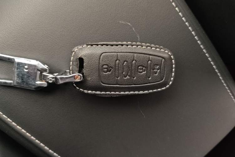 Used Haval M6 2021 PLUS 1.5T Manual Luxury Smart Connectivity Model Vehicle Key