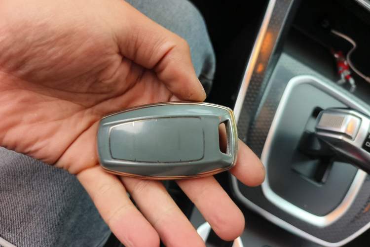 Used Haval M6 2021 PLUS 1.5T DCT Luxury Smart Connectivity Model Vehicle Key