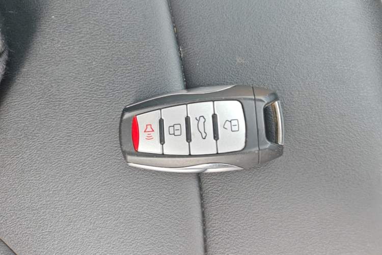 Used Haval M6 2021 PLUS 1.5T DCT Prestige Smart Connectivity Model Vehicle Key