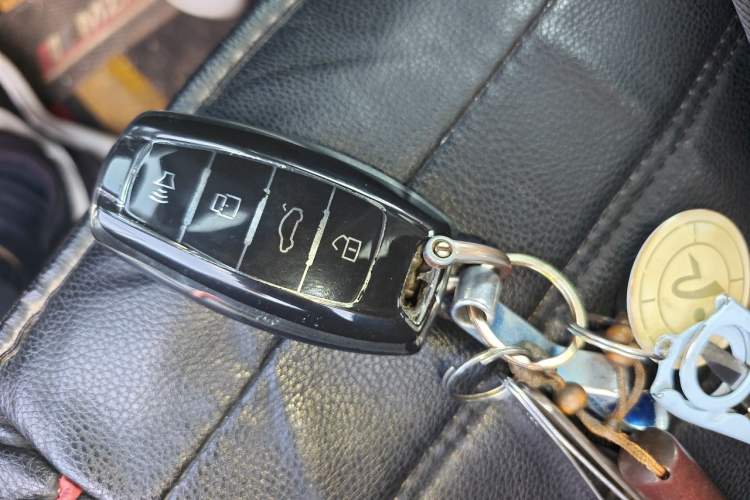Used Haval M6 2021 PLUS 1.5T Manual Luxury Smart Connectivity Model Vehicle Key