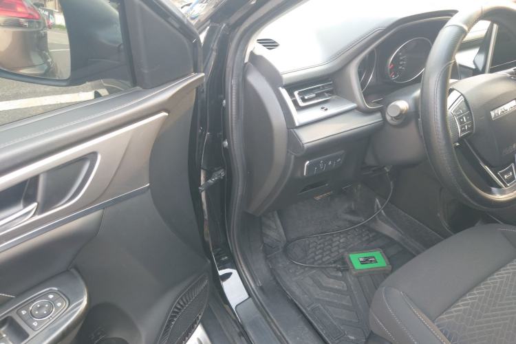 Used Haval M6 2023 PLUS 1.5T DCT Elite Smart Connectivity Model Driver Seat