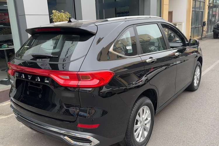 Used Haval M6 2023 PLUS 1.5T Manual Luxury Smart Connectivity Model Exterior 3
