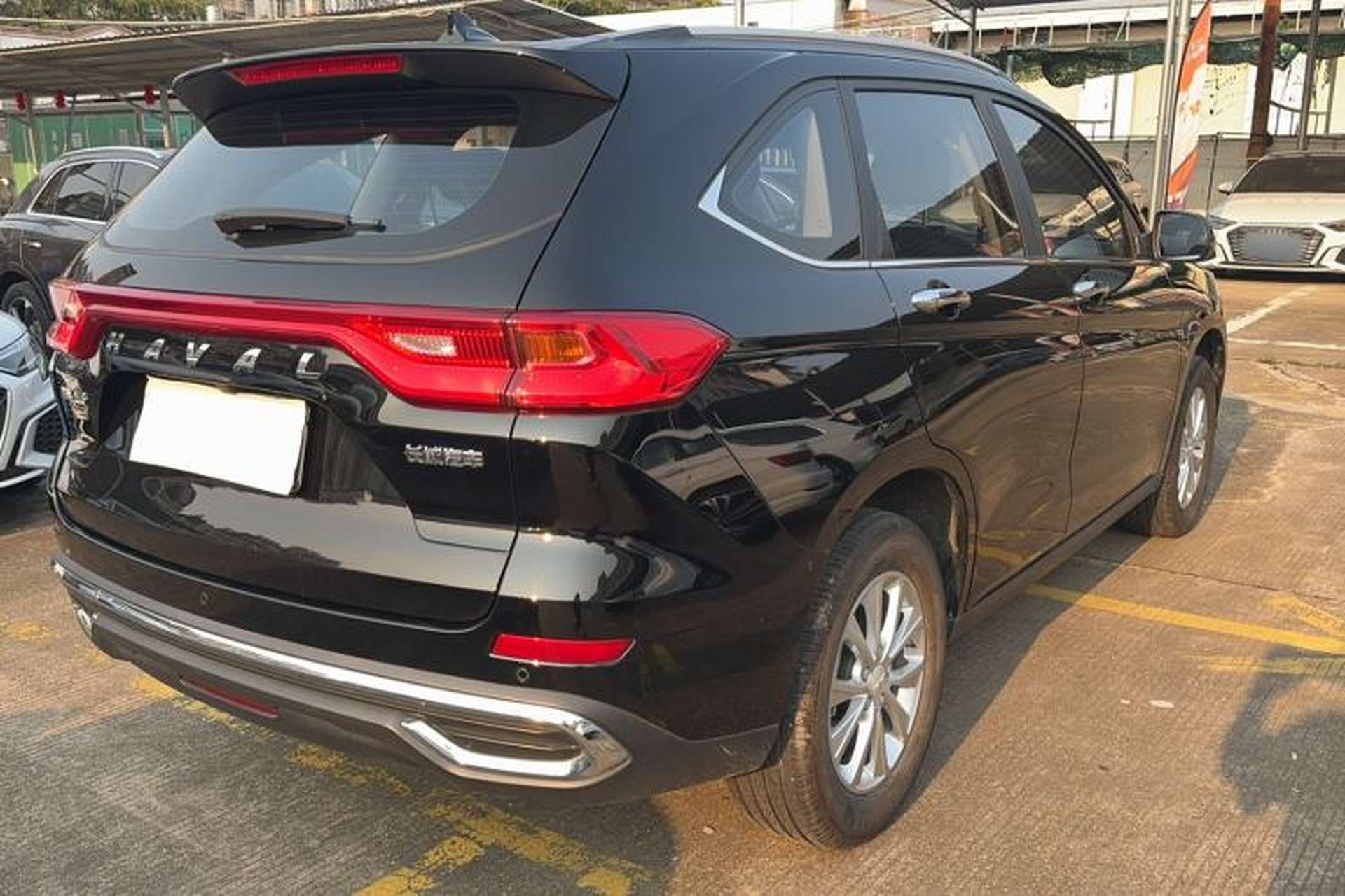 Used Haval M6 2023 PLUS 1.5T DCT Luxury Smart Connectivity Model Exterior 3