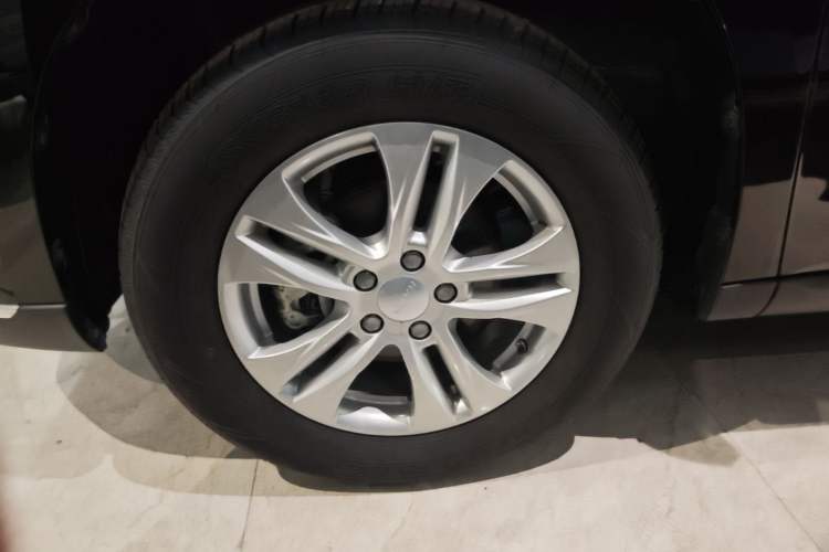 Used Haval M6 2023 PLUS 1.5T DCT Elite Smart Connectivity Model Exterior 4