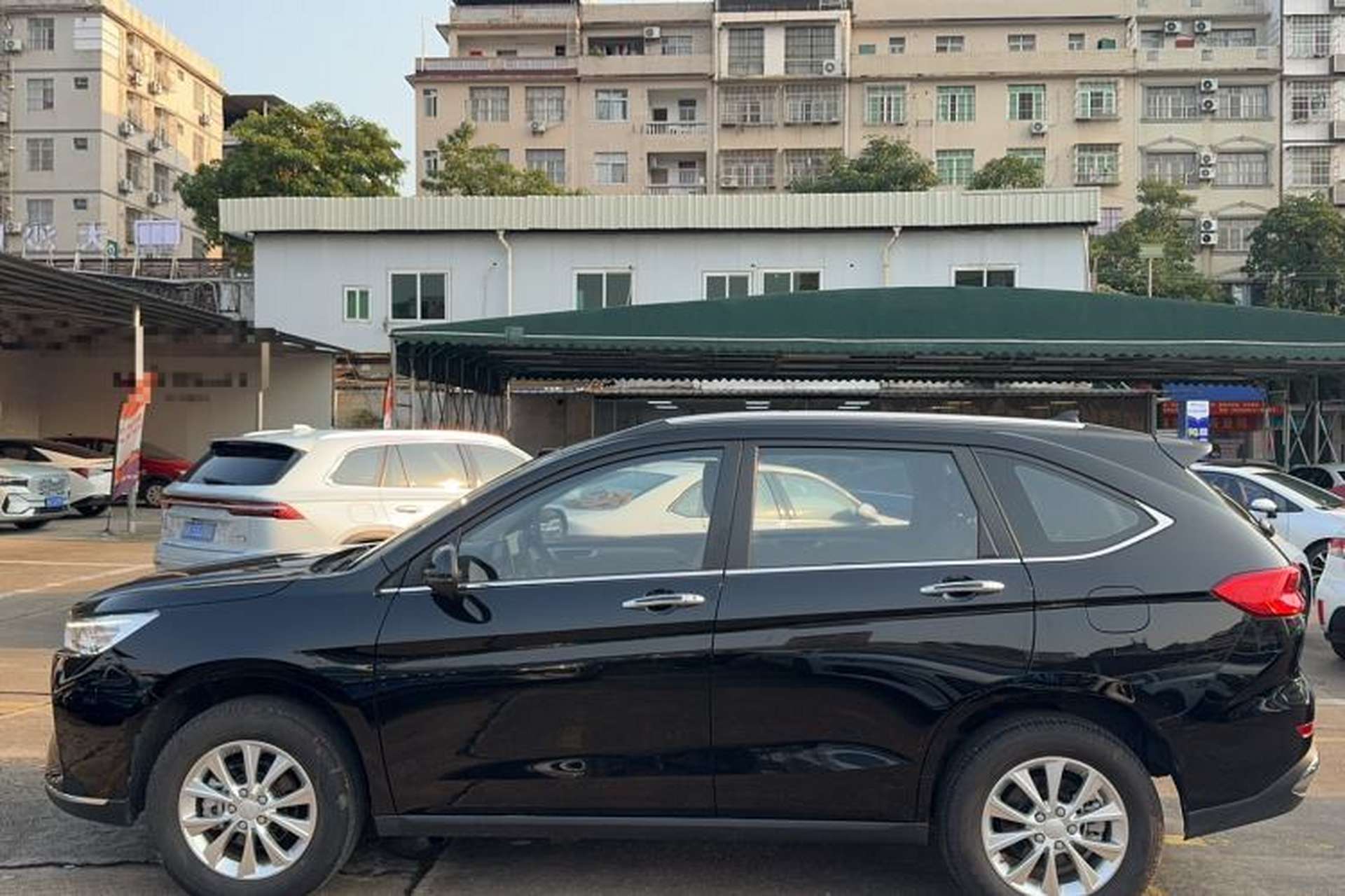 Used Haval M6 2023 PLUS 1.5T DCT Luxury Smart Connectivity Model Exterior 5