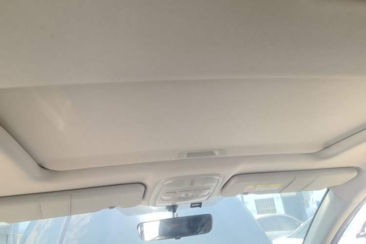 Used Haval M6 2023 PLUS 1.5T DCT Luxury Smart Connectivity Model Headliner