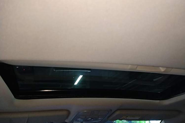 Used Haval M6 2023 PLUS 1.5T DCT Luxury Smart Connectivity Model Headliner