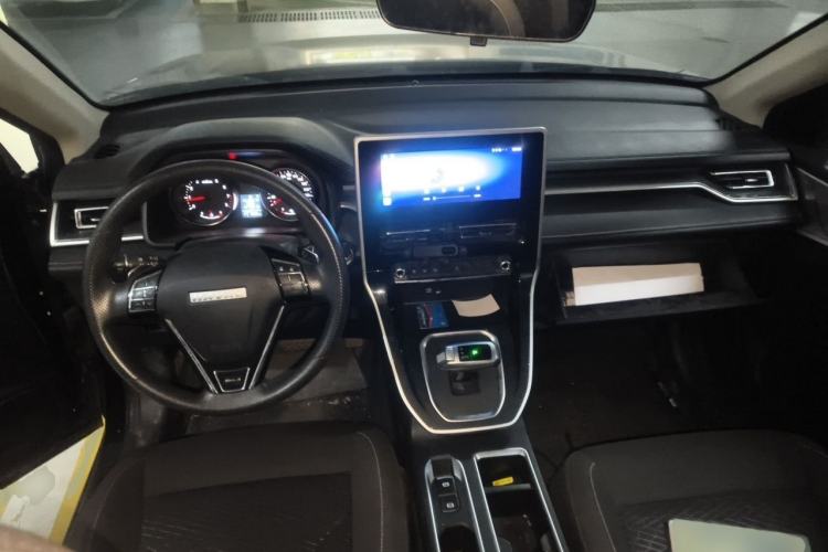 Used Haval M6 2023 PLUS 1.5T DCT Elite Smart Connectivity Model Interior 2