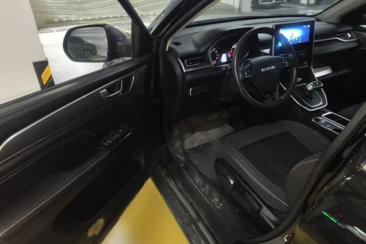 Used Haval M6 2023 PLUS 1.5T DCT Elite Smart Connectivity Model Interior 3