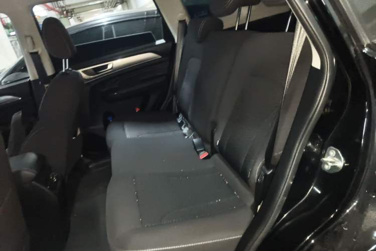 Used Haval M6 2023 PLUS 1.5T DCT Elite Smart Connectivity Model Interior 4