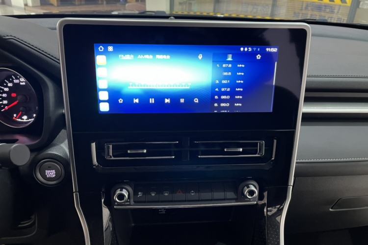Used Haval M6 2023 PLUS 1.5T DCT Elite Smart Connectivity Model Interior 4