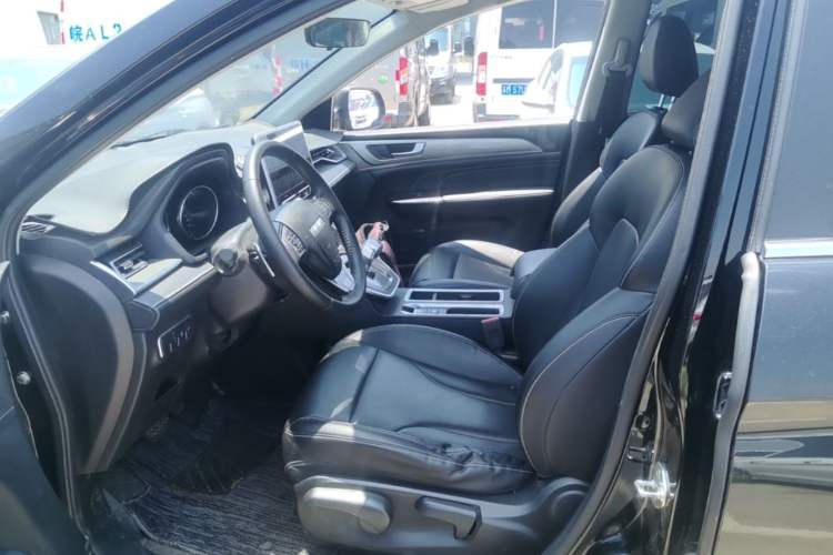 Used Haval M6 2023 PLUS 1.5T DCT Luxury Smart Connectivity Model Left Front Seat