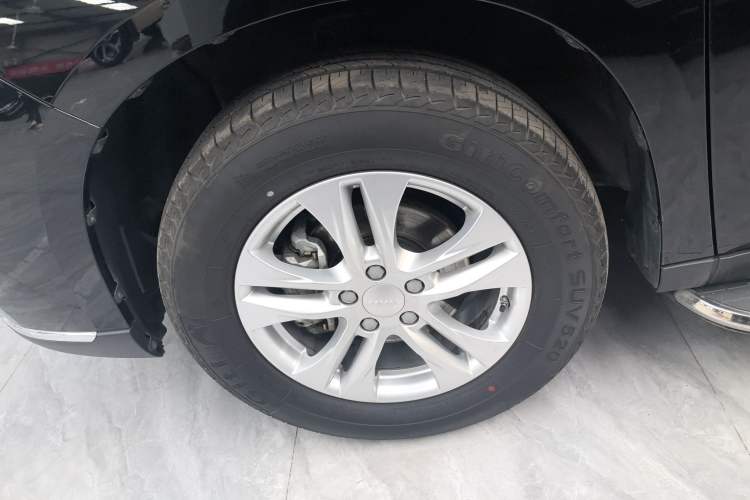 Used Haval M6 2023 PLUS 1.5T Manual Elite Smart Connectivity Model Left Front Wheel Hub