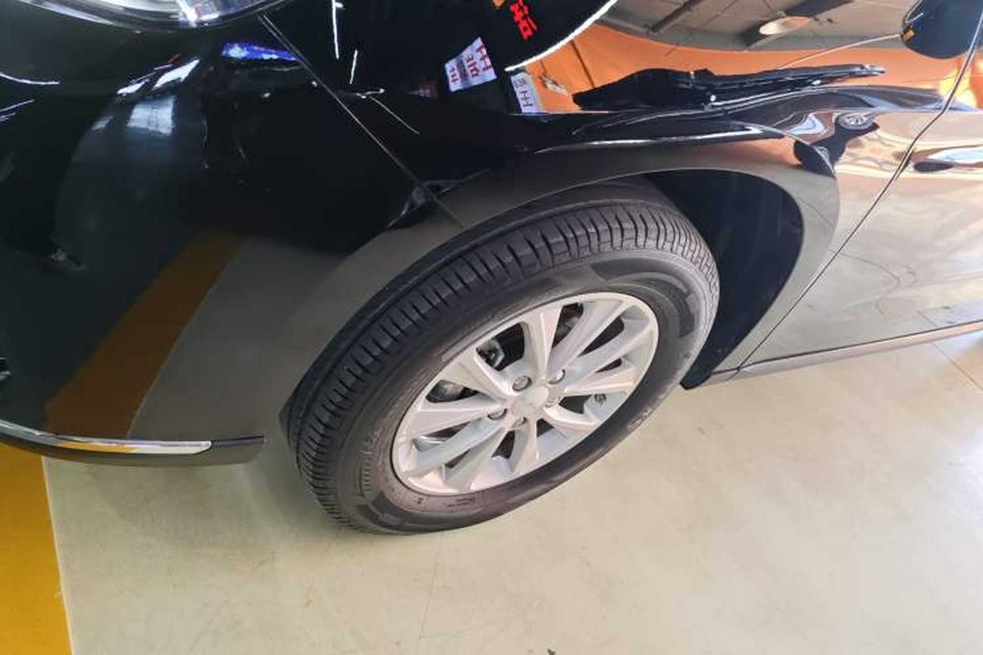Used Haval M6 2023 PLUS 1.5T DCT Luxury Smart Connectivity Model Left Front Wheel Hub