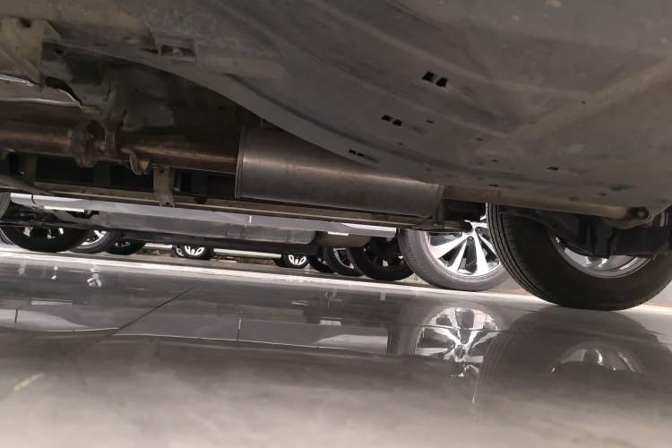 Used Haval M6 2023 PLUS 1.5T Manual Elite Smart Connectivity Model Left Side Sill