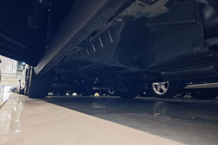 Used Haval M6 2023 PLUS 1.5T DCT Elite Smart Connectivity Model Left Side Sill