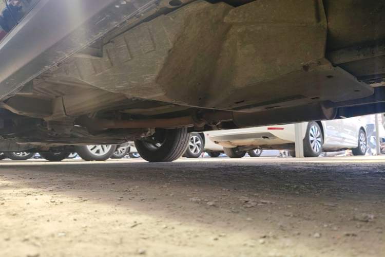 Used Haval M6 2023 PLUS 1.5T DCT Luxury Smart Connectivity Model Left Side Sill