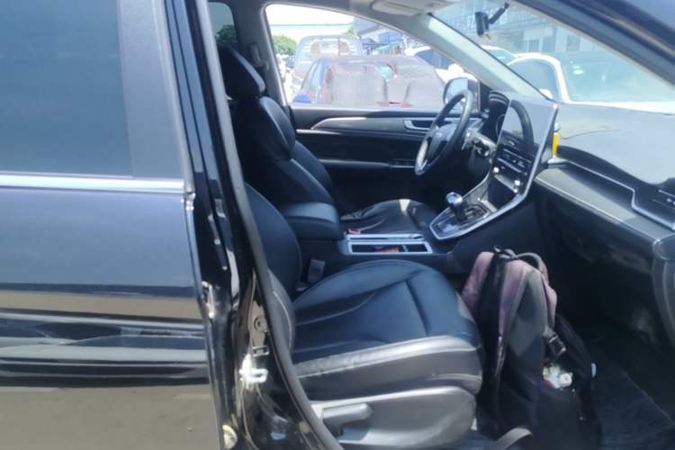 Used Haval M6 2023 PLUS 1.5T DCT Luxury Smart Connectivity Model Right Front Seat