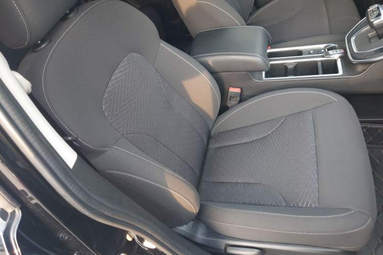 Used Haval M6 2023 PLUS 1.5T DCT Elite Smart Connectivity Model Right Front Seat