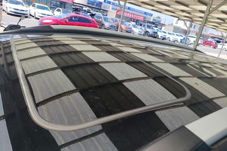 Used Haval M6 2023 PLUS 1.5T DCT Luxury Smart Connectivity Model Roof