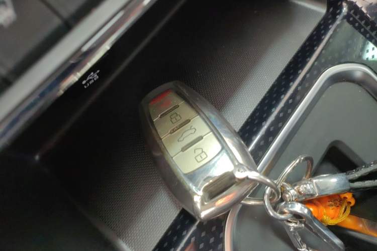 Used Haval M6 2023 PLUS 1.5T DCT Elite Smart Connectivity Model Vehicle Key