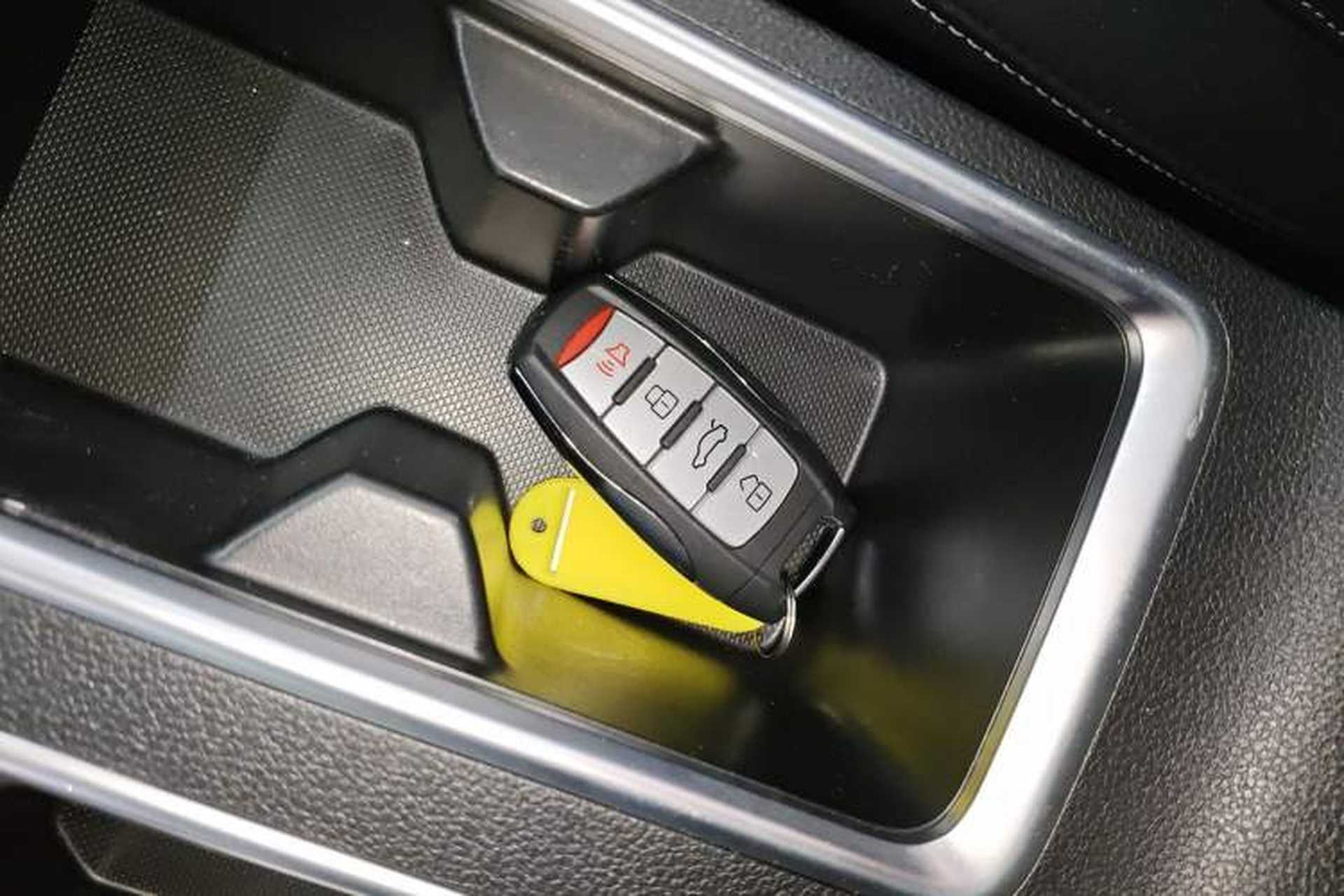 Used Haval M6 2023 PLUS 1.5T DCT Luxury Smart Connectivity Model Vehicle Key