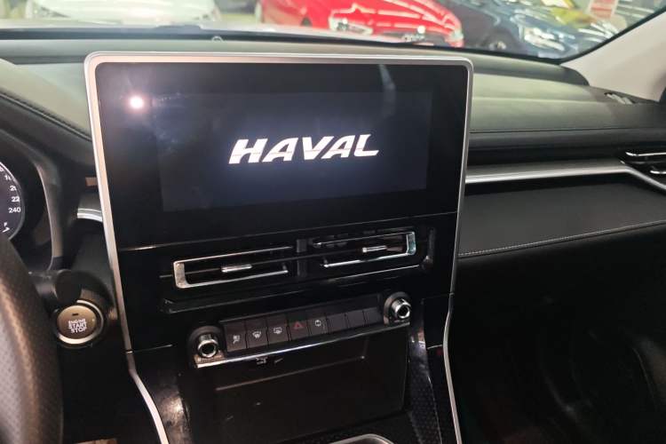 Used Haval M6 2023 PLUS 1.5T DCT Luxury Smart Connectivity Model Audio And AC Panel
