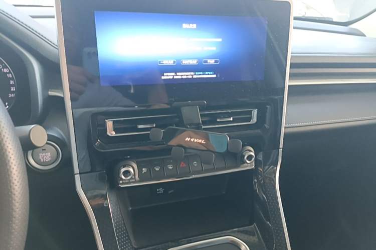Used Haval M6 2023 PLUS 1.5T DCT Luxury Smart Connectivity Model Audio And AC Panel