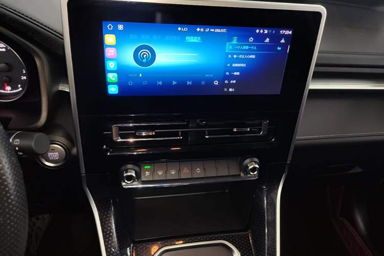 Used Haval M6 2023 PLUS 1.5T DCT Elite Smart Connectivity Model Audio And AC Panel