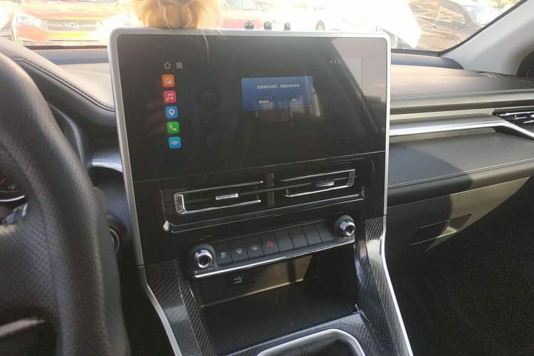 Used Haval M6 2023 PLUS 1.5T Manual Luxury Smart Connectivity Model Audio And AC Panel