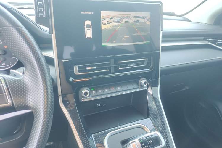Used Haval M6 2023 PLUS 1.5T DCT Elite Smart Connectivity Model Audio And AC Panel