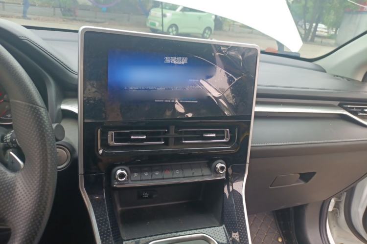 Used Haval M6 2023 PLUS 1.5T DCT Elite Smart Connectivity Model Audio And AC Panel