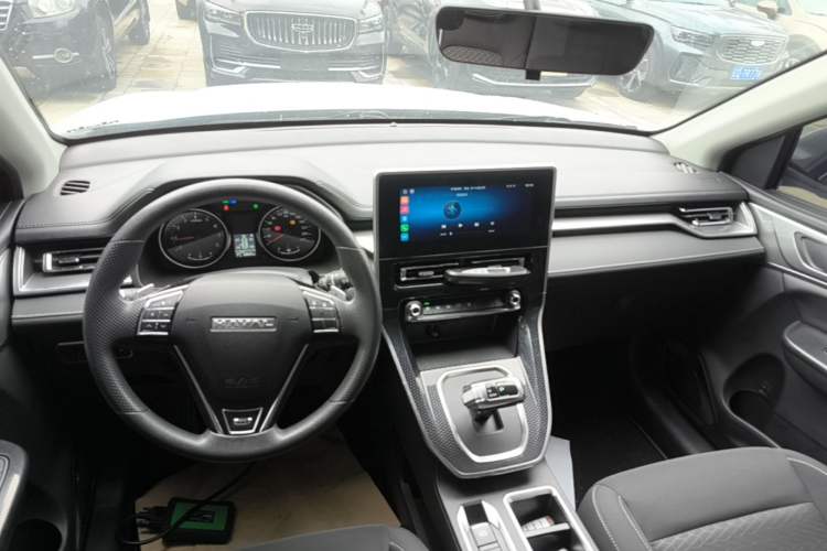 Used Haval M6 2023 PLUS 1.5T DCT Elite Smart Connectivity Model Audio And AC Panel