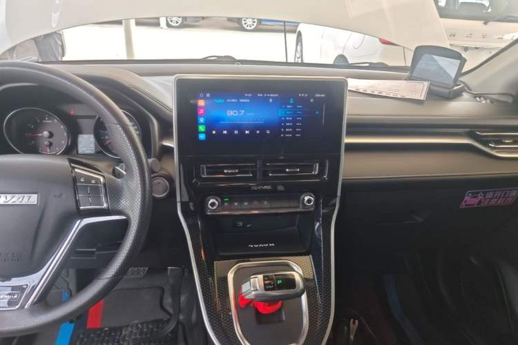 Used Haval M6 2023 PLUS 1.5T DCT Elite Smart Connectivity Model Audio And AC Panel