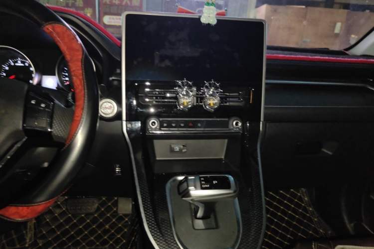Used Haval M6 2023 PLUS 1.5T DCT Elite Smart Connectivity Model Audio And AC Panel