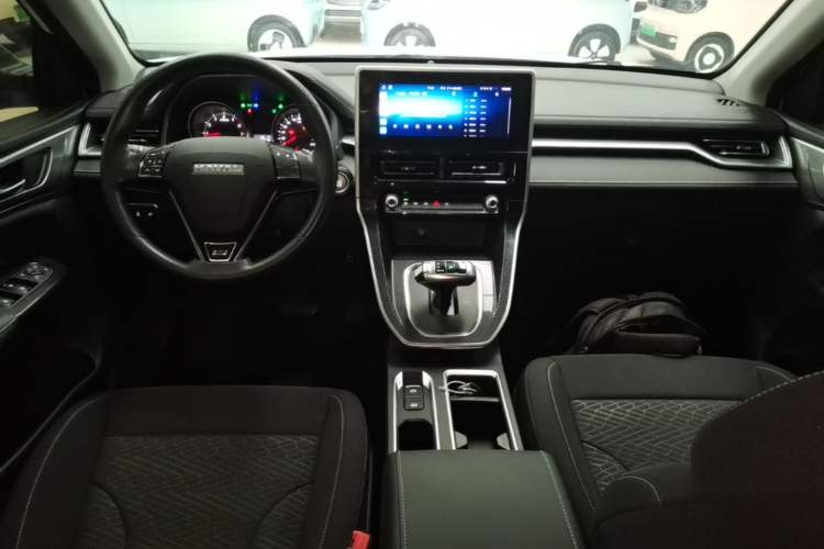 Used Haval M6 2023 PLUS 1.5T DCT Elite Smart Connectivity Model Center Console
