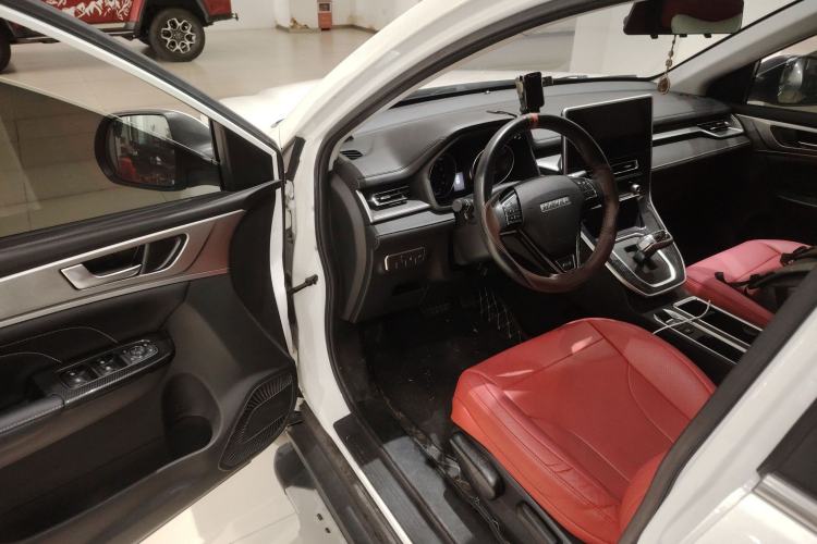 Used Haval M6 2023 PLUS 1.5T DCT Elite Smart Connectivity Model Driver Seat
